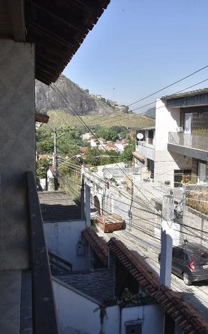 Casa de condomínio para alugar com 160m², 2 quartos e 3 vagasVaranda Quarto 1