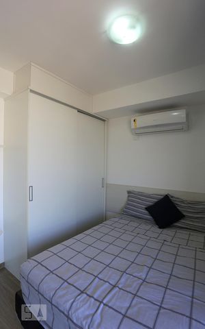 Studio à venda com 32m², 1 quarto e 1 vagaSala
