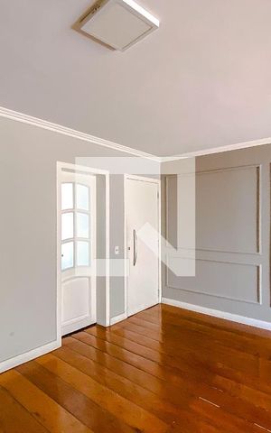 Apartamento à venda com 105m², 4 quartos e 2 vagasSala