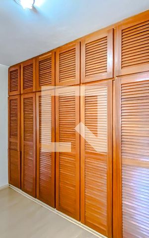 Apartamento à venda com 105m², 4 quartos e 2 vagasQuarto 2