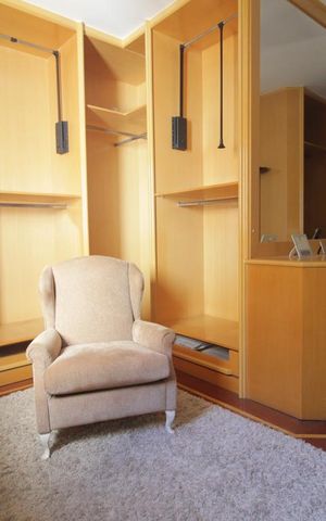 Apartamento à venda com 368m², 3 quartos e 4 vagasCloset