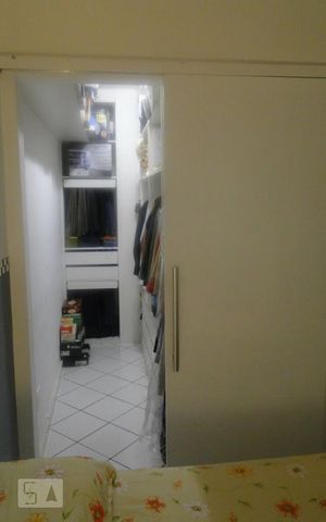 Apartamento à venda com 57m², 2 quartos e 1 vagaCloset do quarto 1