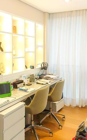 Apartamento à venda com 180m², 4 quartos e 3 vagas Apartamento à venda com 180m², 4 quartos e 3 vagasEscritório