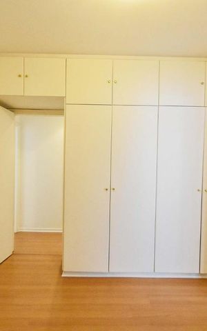 Casa à venda com 330m², 4 quartos e 5 vagasSuíte 03