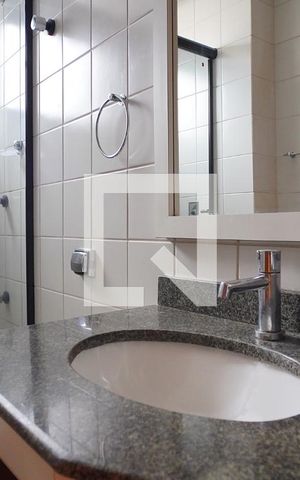 Apartamento para alugar com 52m², 2 quartos e 1 vagaBanheiro Corredor