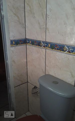 Casa para alugar com 42m², 2 quartos e sem vaga