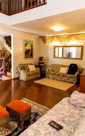 Casa à venda com 340m², 3 quartos e sem vagaSala
