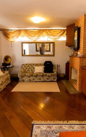 Casa à venda com 340m², 3 quartos e sem vagaSala