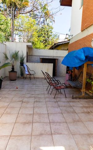 Casa à venda com 340m², 3 quartos e sem vagaQuintal