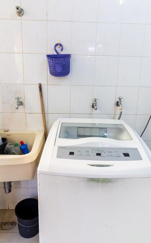 Casa à venda com 340m², 3 quartos e sem vagaÁrea de Serviço