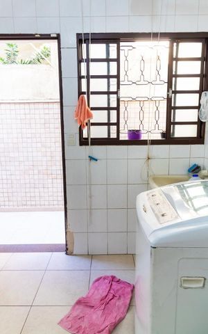 Casa à venda com 340m², 3 quartos e sem vagaÁrea de Serviço