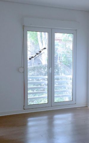 Casa à venda com 600m², 4 quartos e 6 vagas Casa à venda com 600m², 4 quartos e 6 vagasQuarto 1