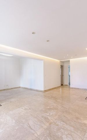 Apartamento à venda com 146m², 3 quartos e 2 vagas Apartamento à venda com 146m², 3 quartos e 2 vagasSala