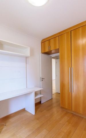 Apartamento à venda com 146m², 3 quartos e 2 vagas Apartamento à venda com 146m², 3 quartos e 2 vagasQuarto 1