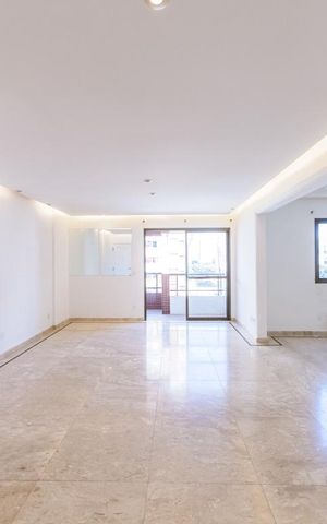 Apartamento à venda com 146m², 3 quartos e 2 vagas Apartamento à venda com 146m², 3 quartos e 2 vagasSala