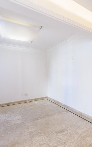 Apartamento à venda com 146m², 3 quartos e 2 vagas Apartamento à venda com 146m², 3 quartos e 2 vagasSala