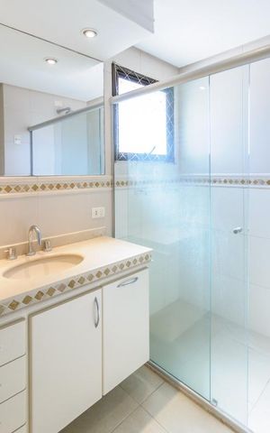 Apartamento à venda com 146m², 3 quartos e 2 vagas Apartamento à venda com 146m², 3 quartos e 2 vagasBanheiro - Suite
