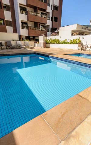 Apartamento à venda com 146m², 3 quartos e 2 vagas Apartamento à venda com 146m², 3 quartos e 2 vagasÁrea Comum - Piscina