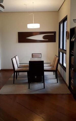Apartamento à venda com 269m², 4 quartos e 4 vagas Apartamento à venda com 269m², 4 quartos e 4 vagasSala