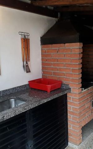 Apartamento à venda com 269m², 4 quartos e 4 vagas Apartamento à venda com 269m², 4 quartos e 4 vagasÁrea comum - Churrasqueira