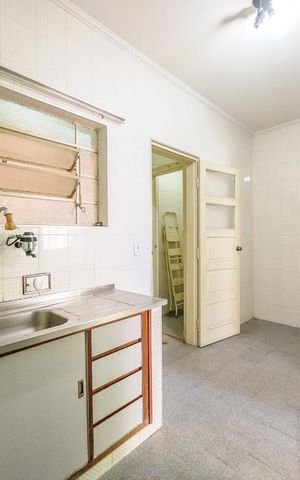Apartamento à venda com 96m², 2 quartos e sem vaga Apartamento à venda com 96m², 2 quartos e sem vagaCozinha