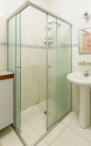 Apartamento à venda com 96m², 2 quartos e sem vaga Apartamento à venda com 96m², 2 quartos e sem vagaBanheiro