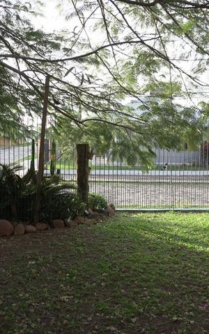 Casa à venda com 305m², 4 quartos e sem vagaPatio