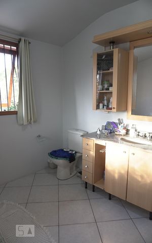 Casa à venda com 305m², 4 quartos e sem vagaBanheiro