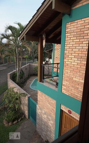 Casa à venda com 305m², 4 quartos e sem vagaVista
