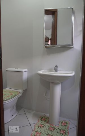 Casa à venda com 305m², 4 quartos e sem vagaBanheiro