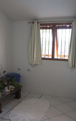 Casa à venda com 305m², 4 quartos e sem vagaBanheiro 3
