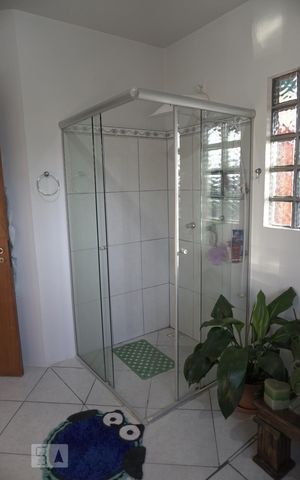 Casa à venda com 305m², 4 quartos e sem vagaBanheiro 3