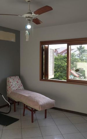 Casa à venda com 305m², 4 quartos e sem vagaDormitório 5