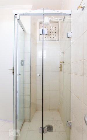 Apartamento à venda com 80m², 2 quartos e 1 vagaBanheiro