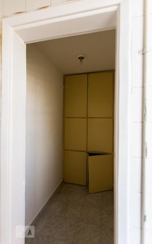 Apartamento à venda com 80m², 2 quartos e 1 vagaQuarto de Serviço