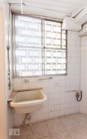 Apartamento à venda com 80m², 2 quartos e 1 vagaÁrea de Serviço