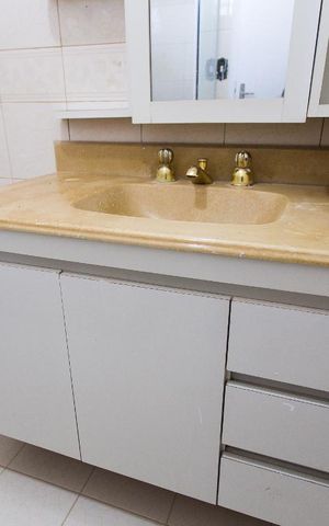 Apartamento à venda com 80m², 2 quartos e 1 vagaBanheiro