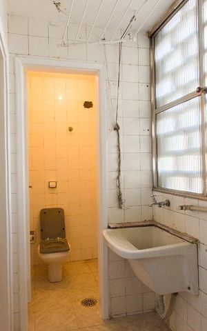 Apartamento à venda com 80m², 2 quartos e 1 vagaÁrea de Serviço