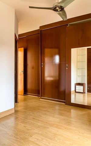 Casa à venda com 180m², 3 quartos e 4 vagas Casa à venda com 180m², 3 quartos e 4 vagasSuíte 1