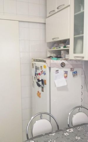 Apartamento à venda com 128m², 3 quartos e 3 vagas Apartamento à venda com 128m², 3 quartos e 3 vagasCozinha