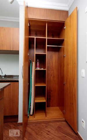Apartamento à venda com 49m², 1 quarto e 1 vagaArmário