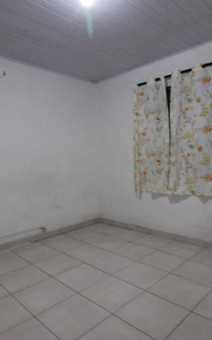 Casa à venda com 452m², 4 quartos e 2 vagasQuarto 1