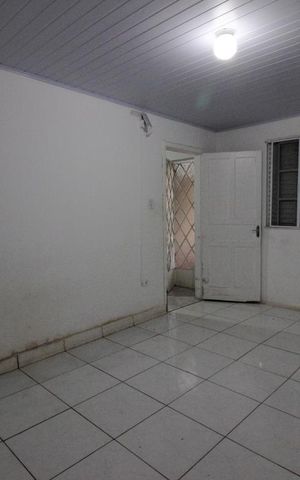 Casa à venda com 452m², 4 quartos e 2 vagasQuarto 6