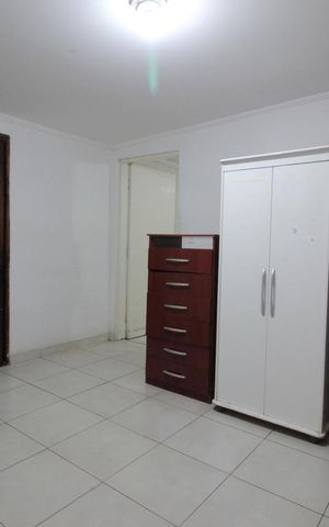 Casa à venda com 452m², 4 quartos e 2 vagasQuarto 3