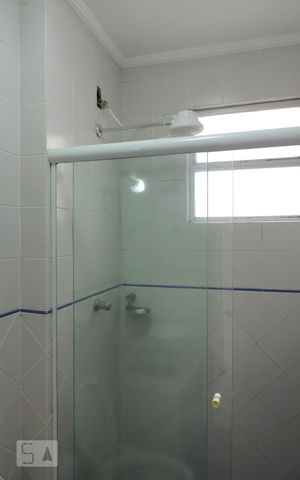 Apartamento para alugar com 45m², 1 quarto e 1 vagaBanheiro - Box
