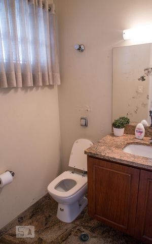 Apartamento para alugar com 238m², 4 quartos e 3 vagasLavabo