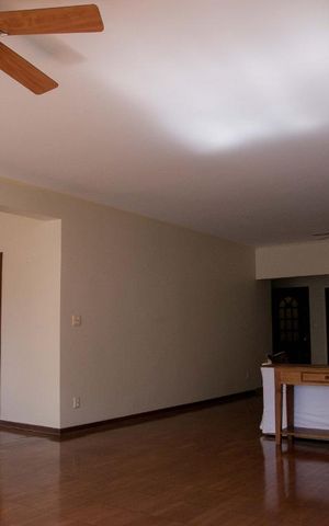 Apartamento para alugar com 238m², 4 quartos e 3 vagasSala