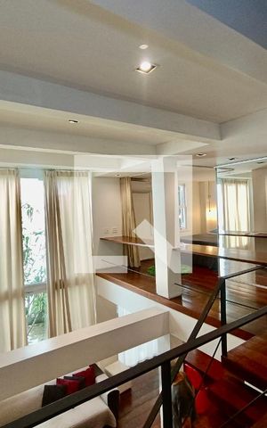 Casa à venda com 571m², 8 quartos e 3 vagasSuíte duplex 7