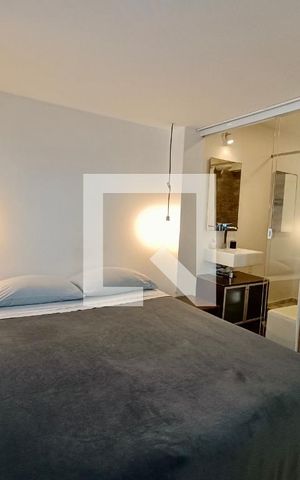 Casa à venda com 571m², 8 quartos e 3 vagasSuíte duplex 7