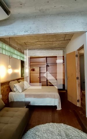 Casa à venda com 571m², 8 quartos e 3 vagasSuíte 5